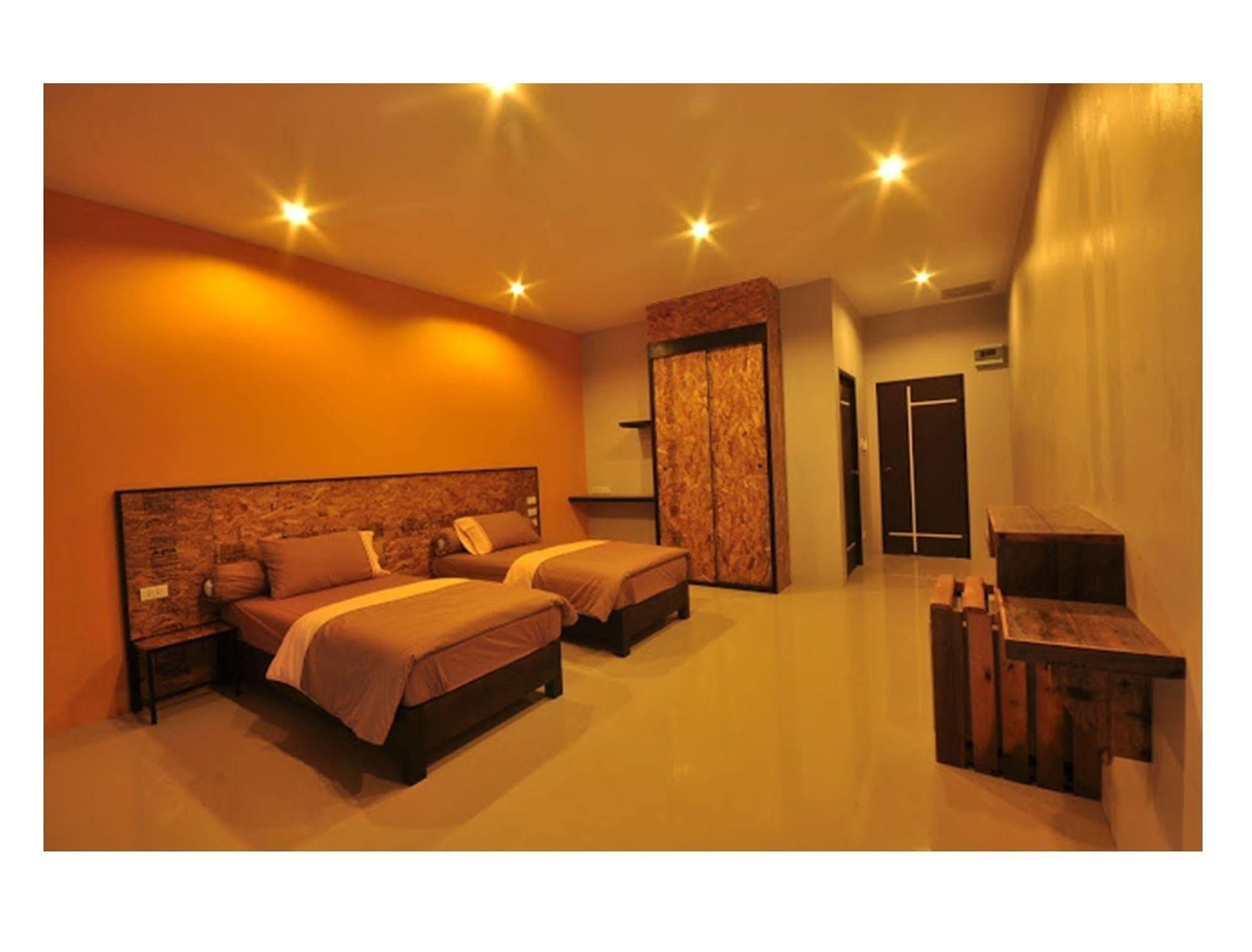 The Bedroom Nai Harn Beach Esterno foto