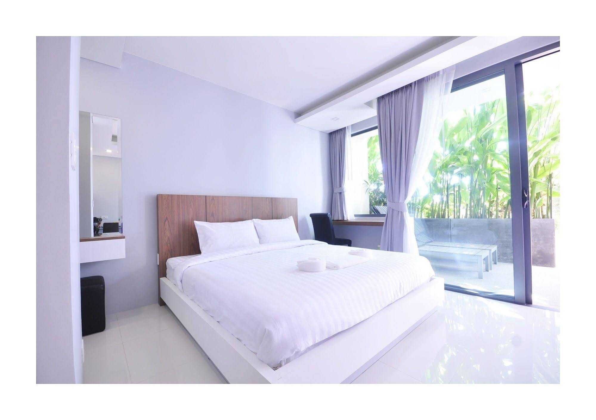 The Bedroom Nai Harn Beach Esterno foto